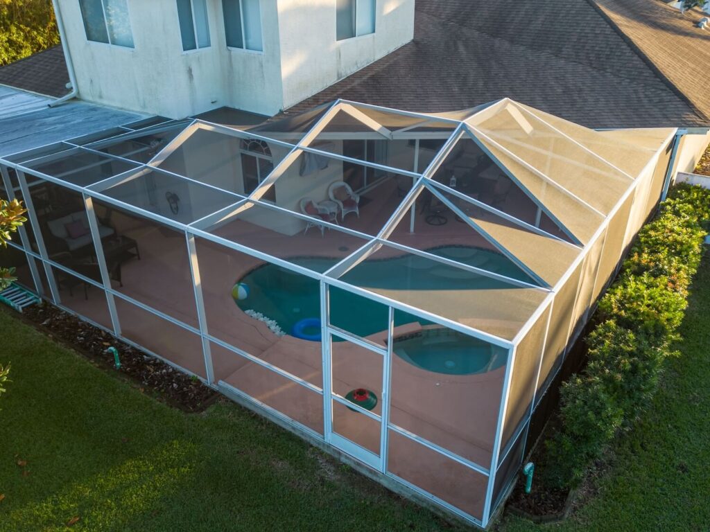 How Screen Enclosures Make Your Outdoor Space More Enjoyable All Year Round